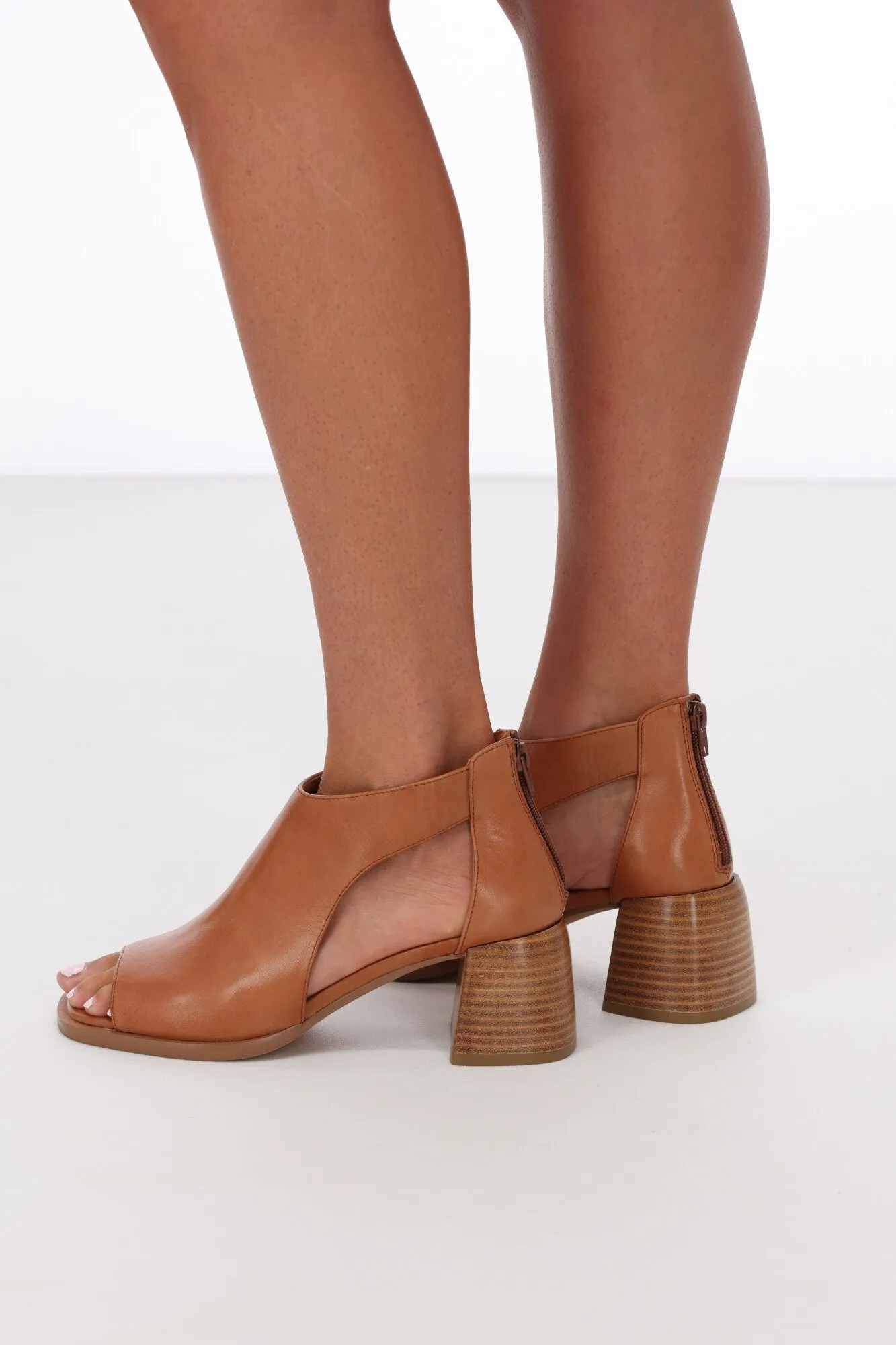 EOS Isolde Heel Brandy