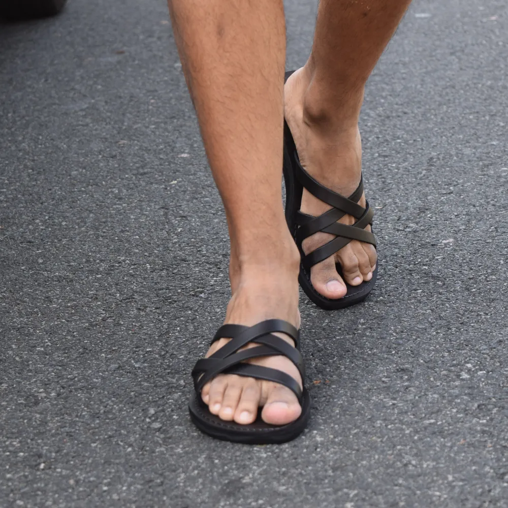Gad - Leather Criss Cross Strap Sandal | Black
