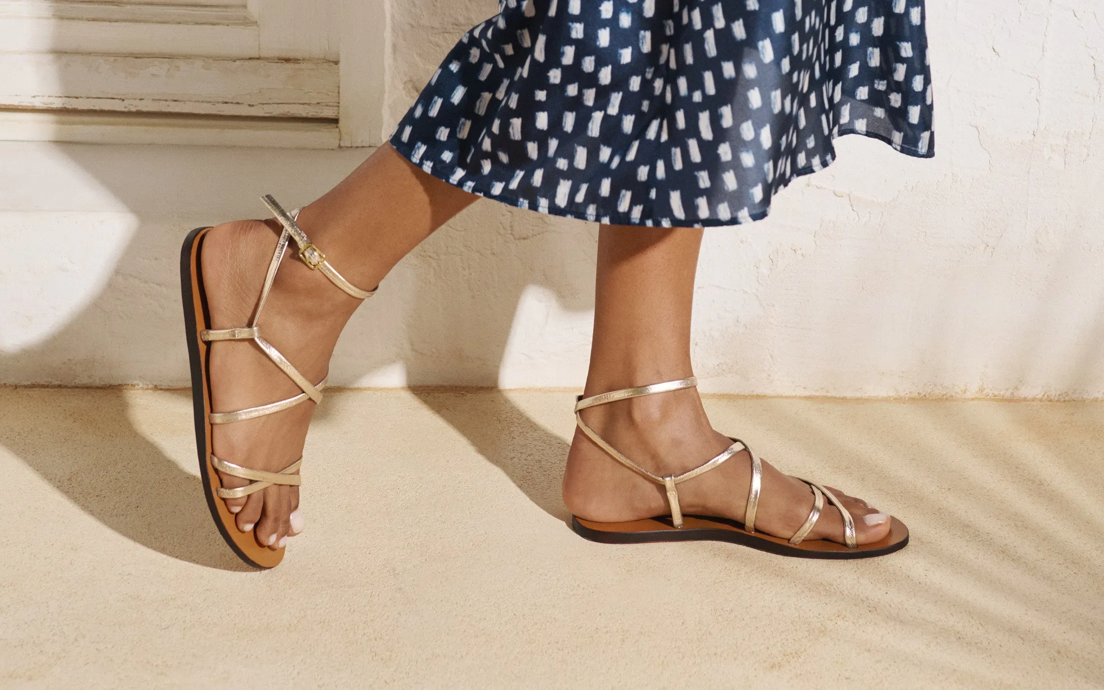 Leather Ankle Strap Sandals - Q29Y0 - Canyon Platinum