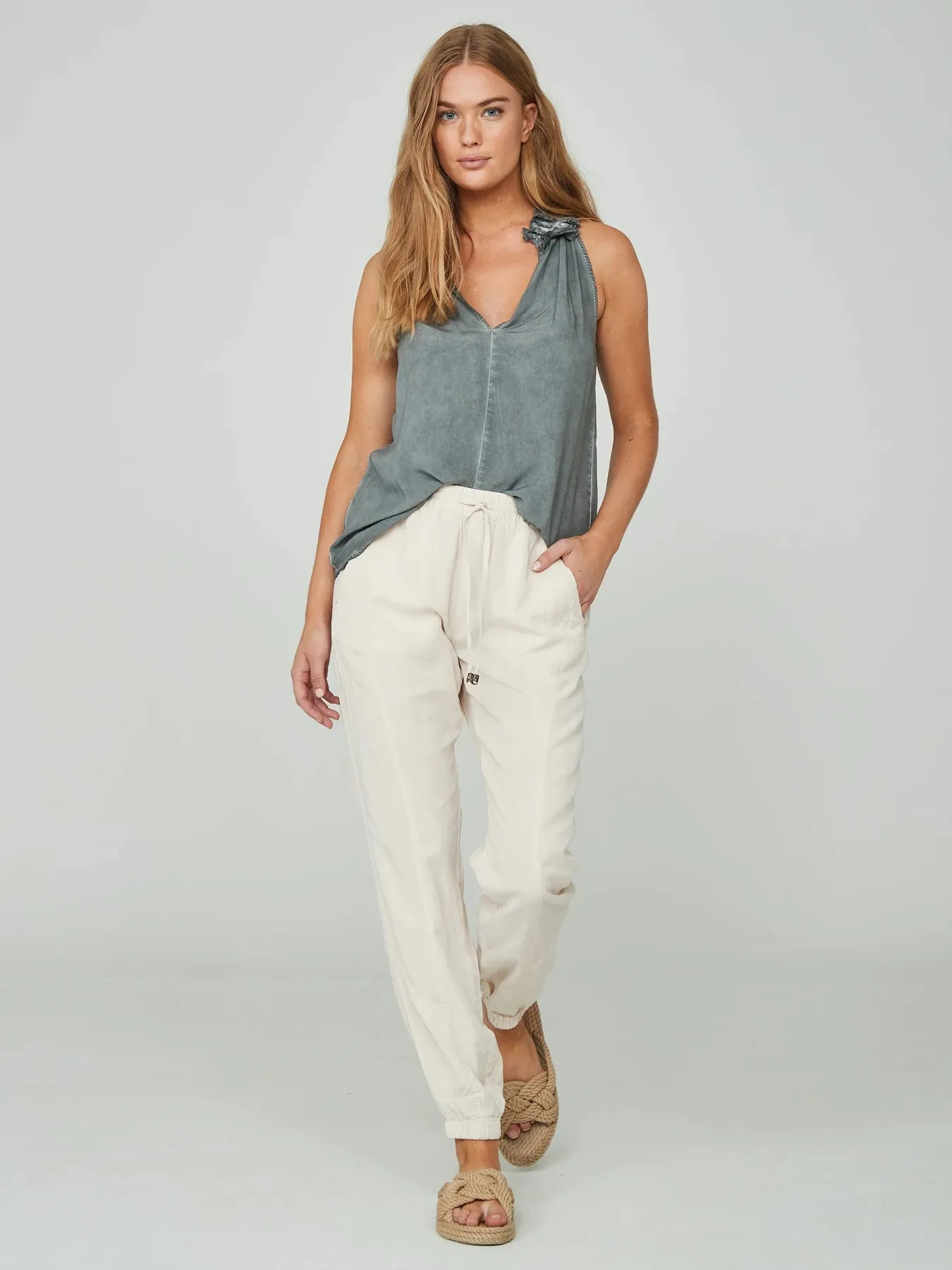 Leona Top