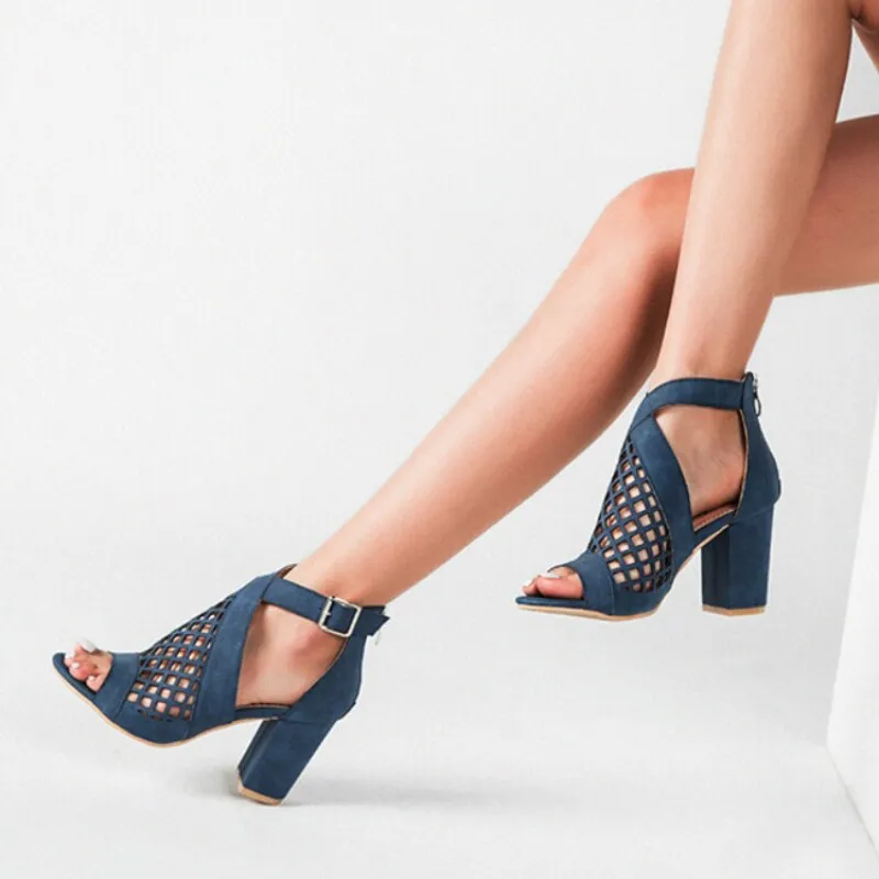 Nepeta Hollow-out Sandals