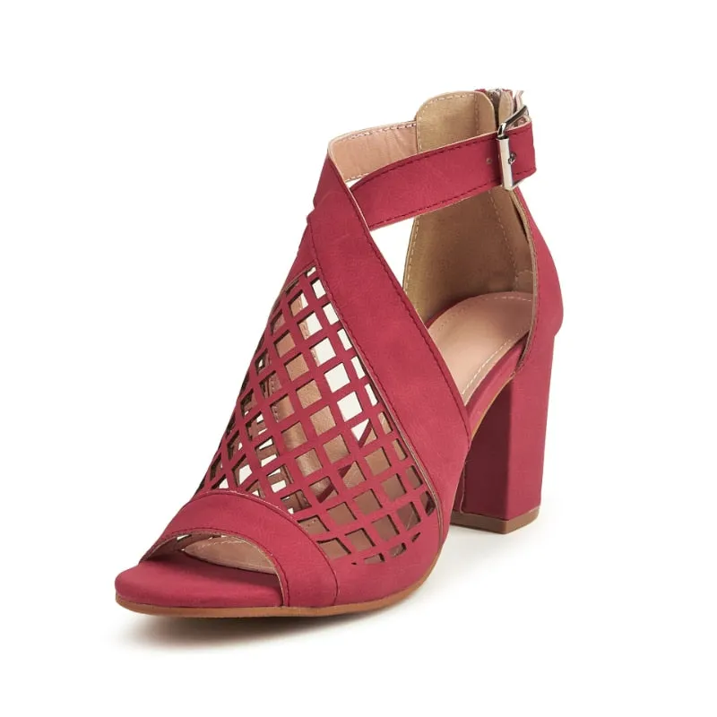 Nepeta Hollow-out Sandals