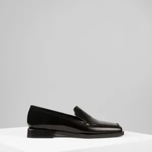 Zoe Loafers in Nero